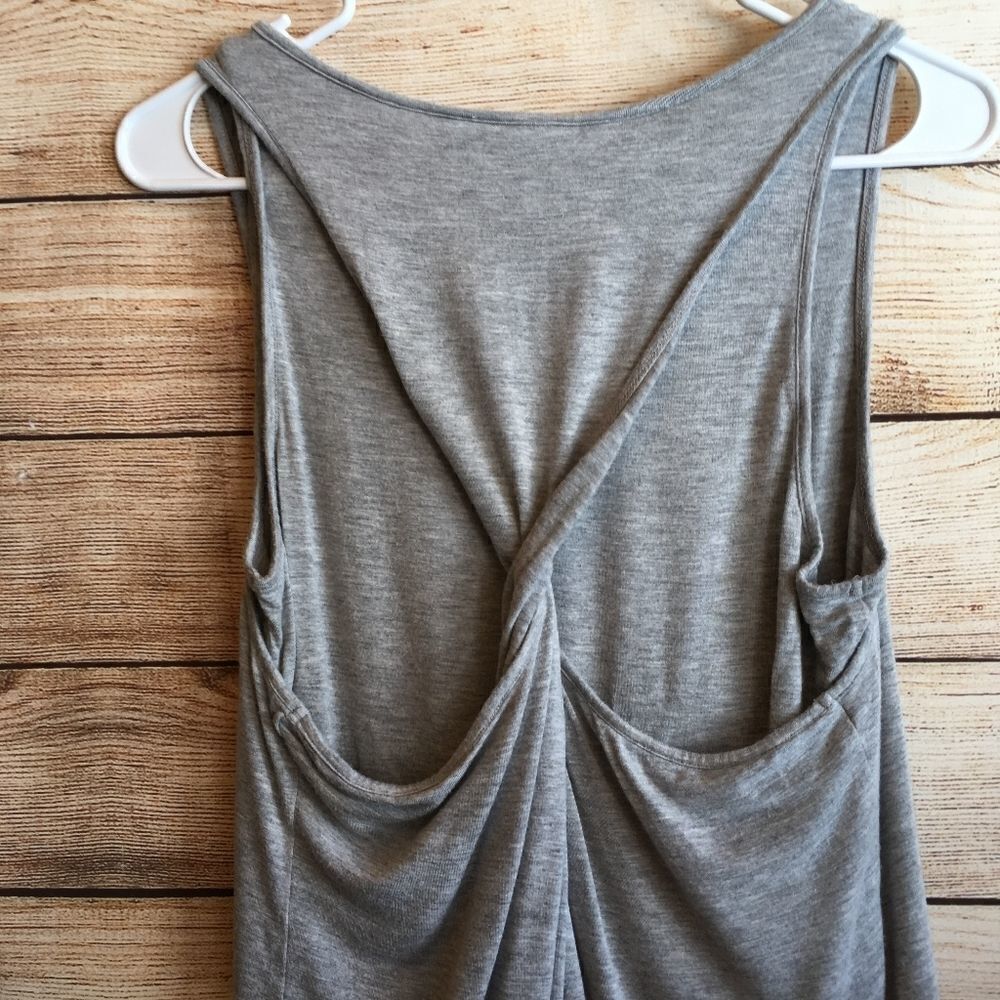 ATHLETA TWISTER TANK TOP IN GRAY KNIT‎ - Picture 6 of 6